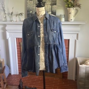Free people we the free Jean top shirt jacket XS